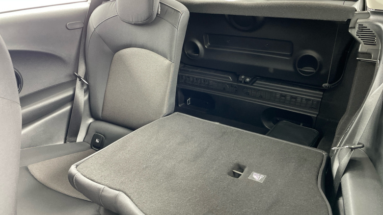 MINI Hatchback 1.5 Cooper Classic 3dr Petrol Hatchback